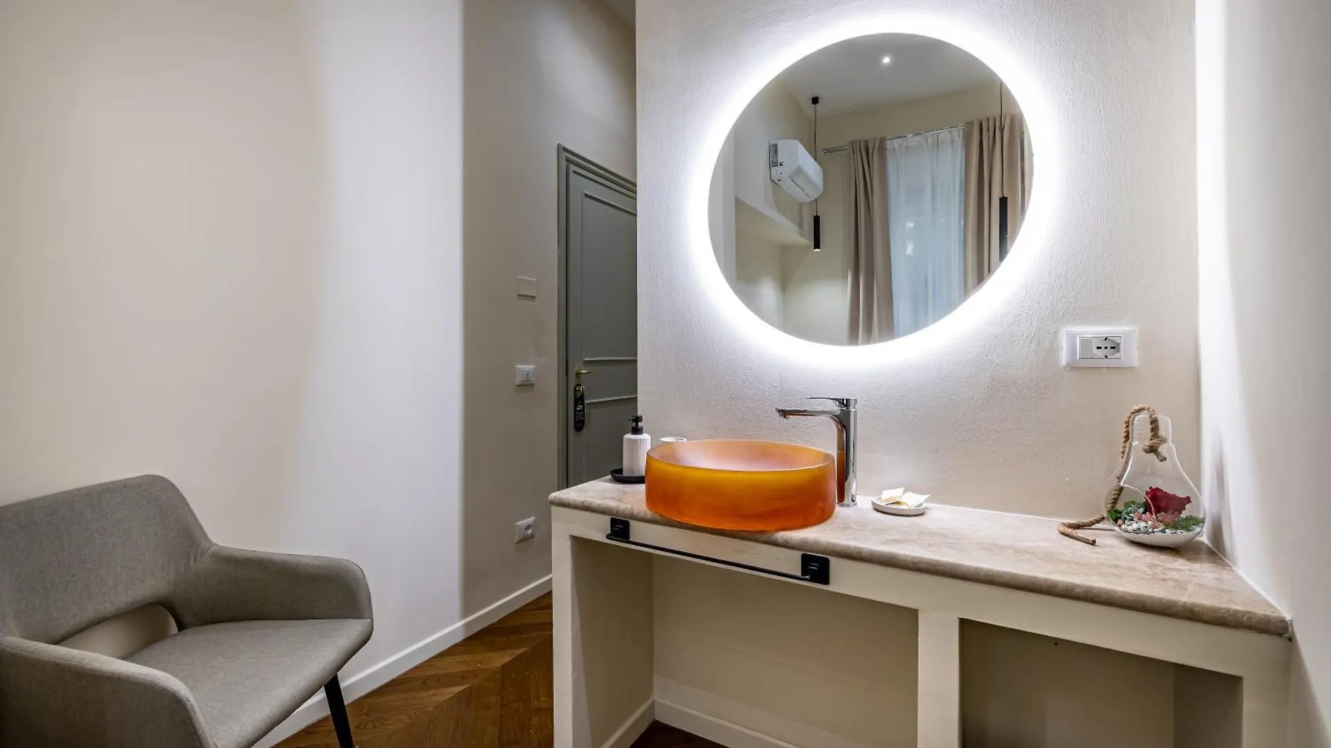 Residenza D'Epoca Pontevecchio - Luxury Retrait Apartment Florence