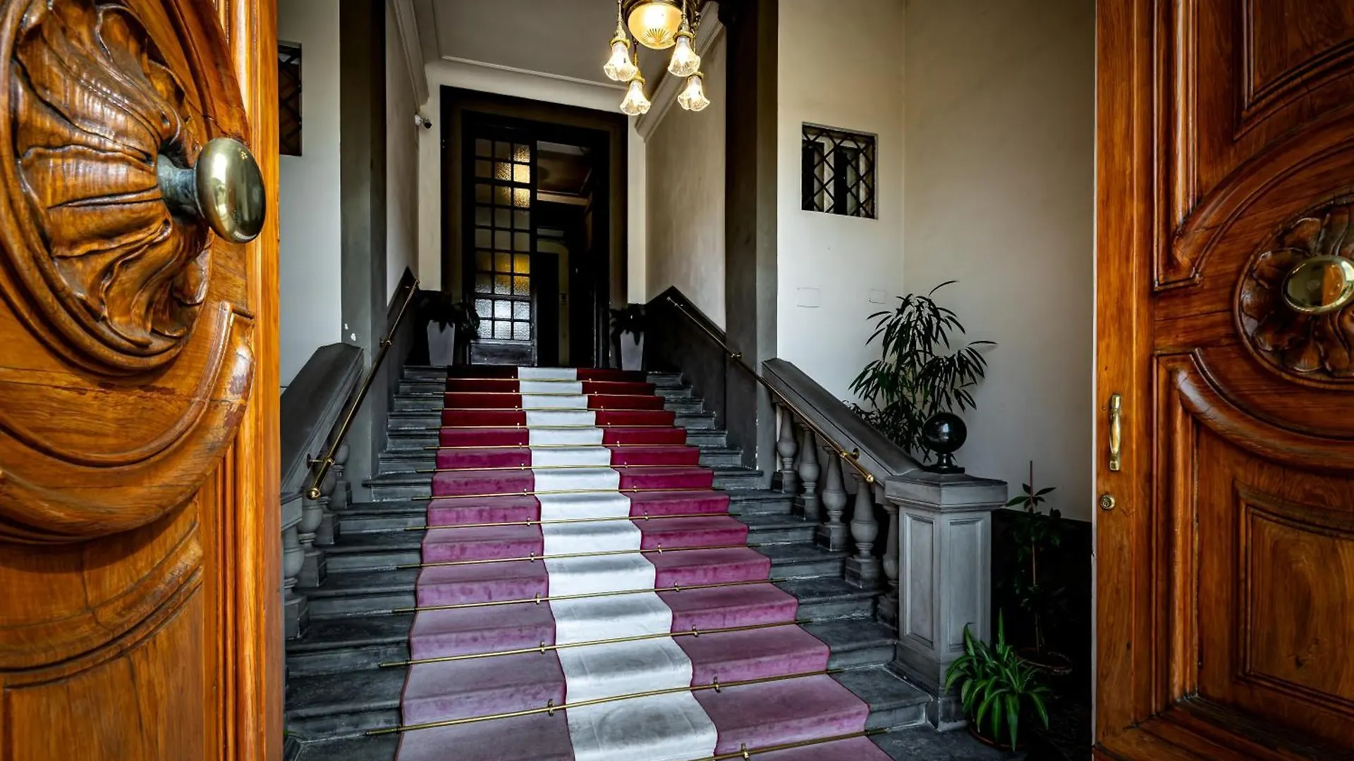 Residenza D'Epoca Pontevecchio - Luxury Retrait Apartment Florence